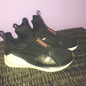 Women’s Puma Sneakers